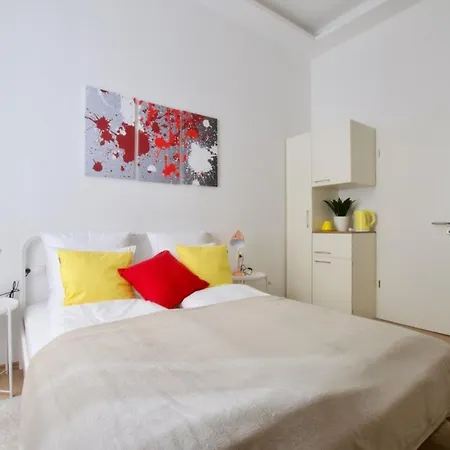 St King 11 By Staymood Holidays