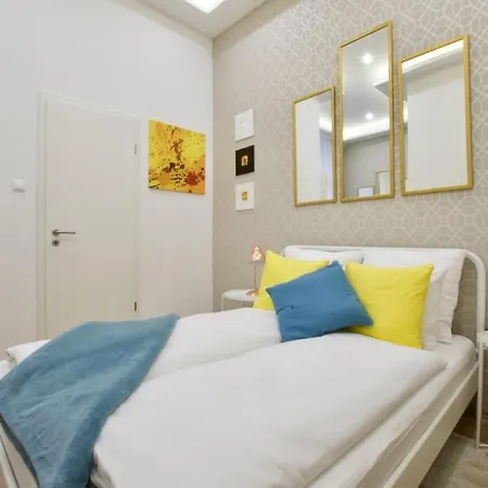 St King 11 By Staymood Holidays Apartman